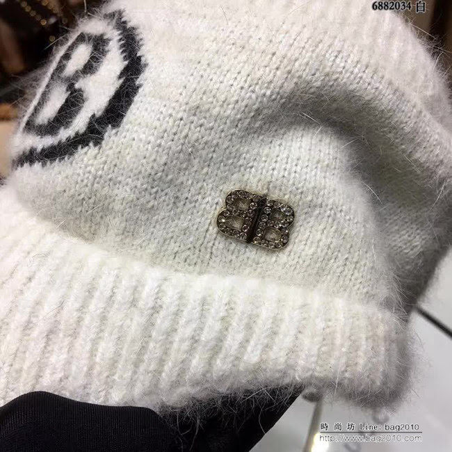 BALENCIAGA巴黎世家 高端款 保暖針織鴨舌帽 6882034 LLWJ8475